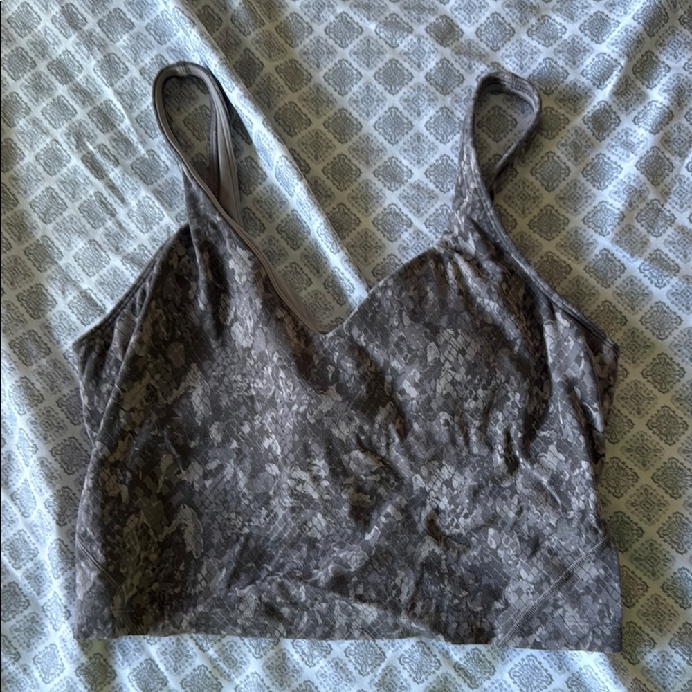 Lululemon sports bra size 10